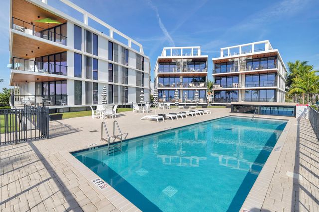 106 Inlet Way 202, Palm Beach Shores, FL 33404