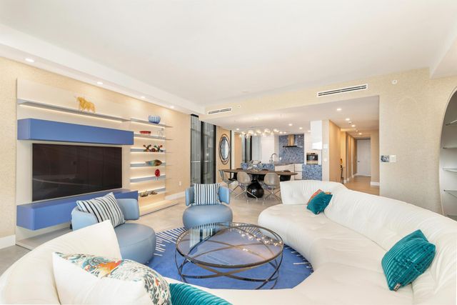 106 Inlet Way 202, Palm Beach Shores, FL 33404