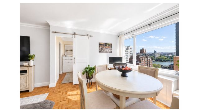 444 E 75th St Apt 17E, New York City, NY 10021