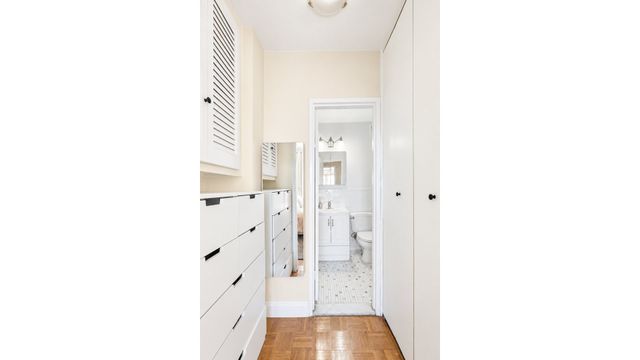 444 E 75th St Apt 17E, New York City, NY 10021
