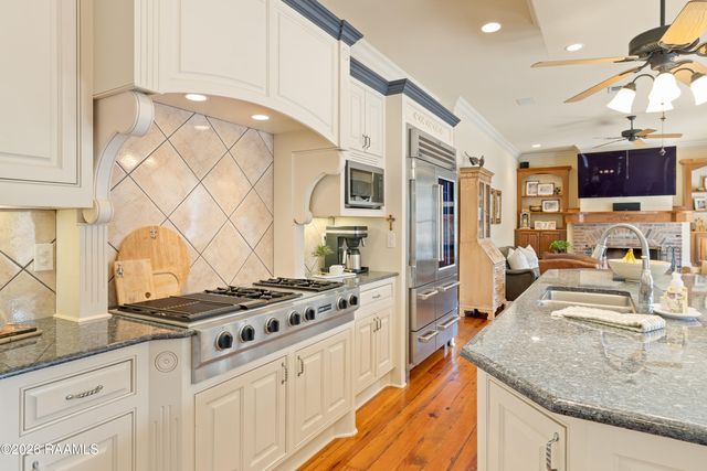 105 Gerriewood Lane, Lafayette, LA 70508