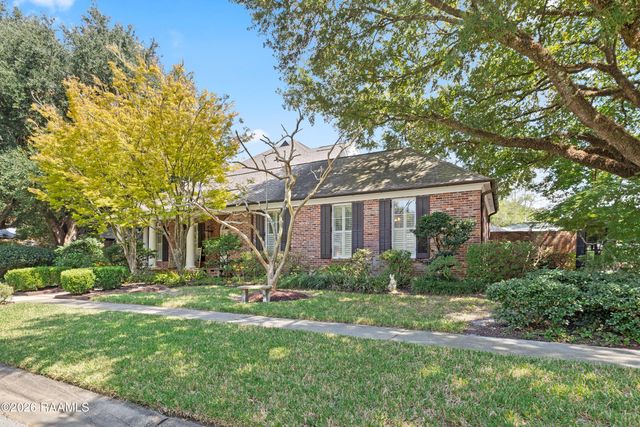 105 Gerriewood Lane, Lafayette, LA 70508