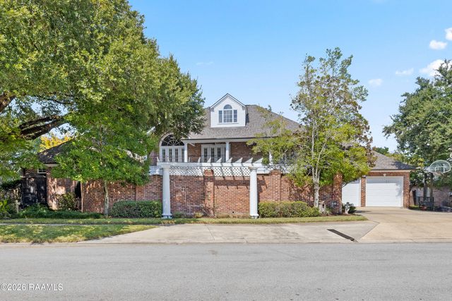 105 Gerriewood Lane, Lafayette, LA 70508