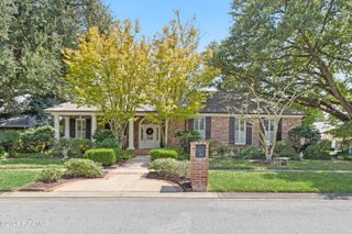 105 Gerriewood Lane, Lafayette, LA 70508