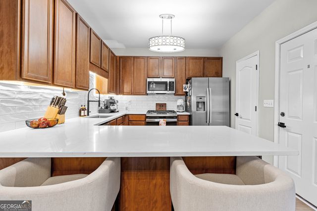 124 Portico Place, Newnan, GA 30265