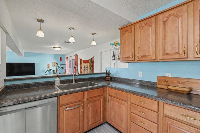 11537 Angelina Place NE, Albuquerque, NM 87123