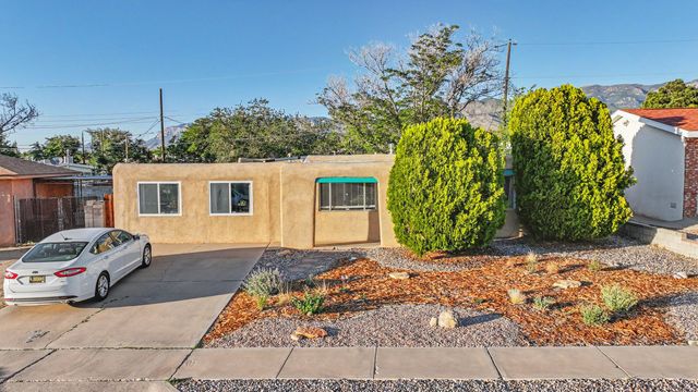 11537 Angelina Place NE, Albuquerque, NM 87123