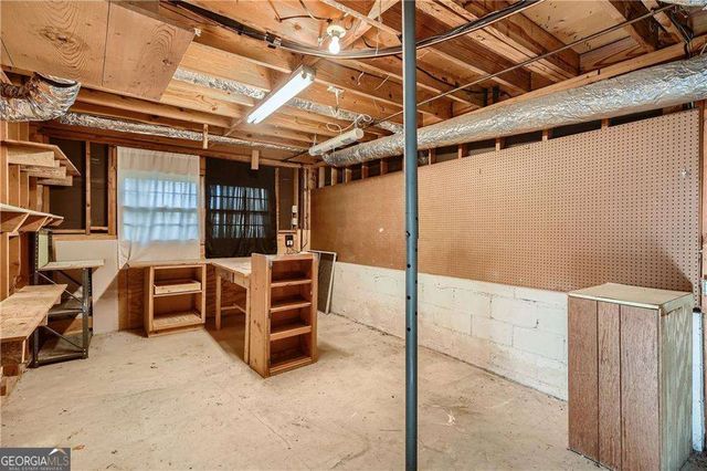 3277 Chase Road, Atlanta, GA 30341