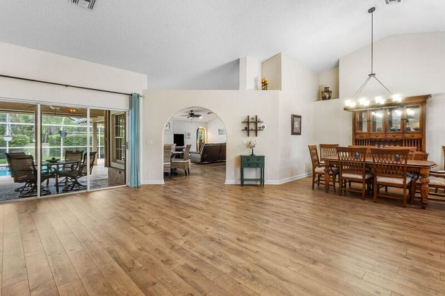 13546 Staimford Drive, Wellington, FL 33414