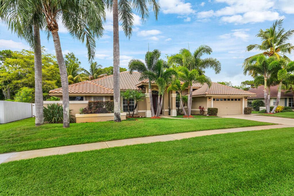 13546 Staimford Drive, Wellington, FL 33414