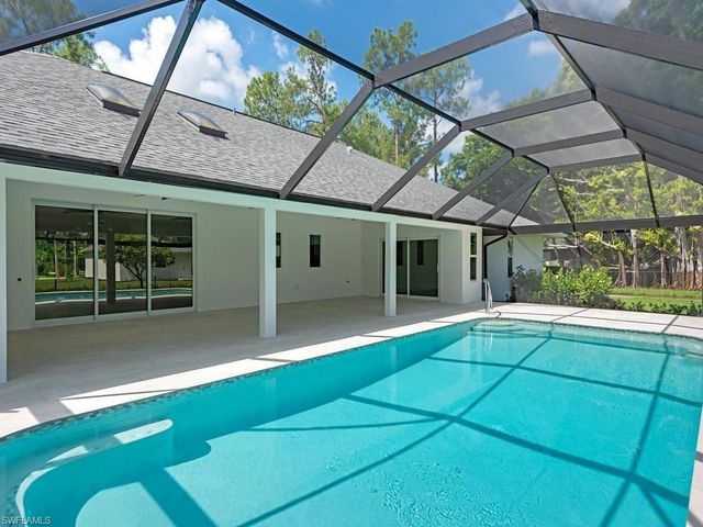 5520 CYNTHIA LN, Naples, FL 34112