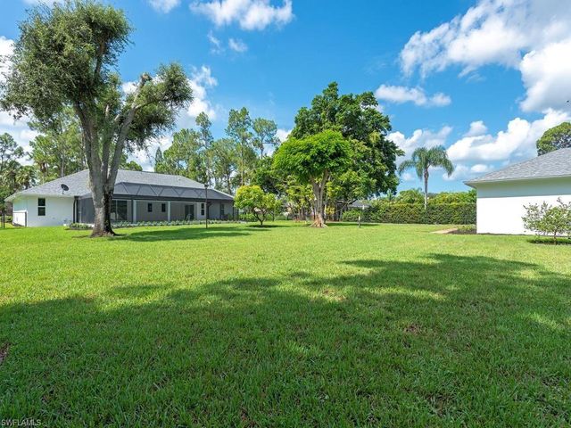 5520 CYNTHIA LN, Naples, FL 34112