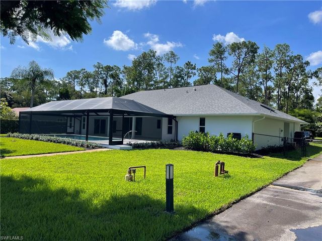 5520 CYNTHIA LN, Naples, FL 34112