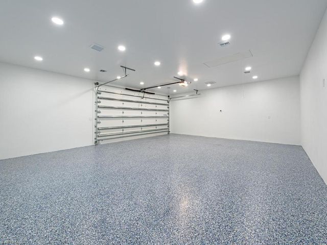 5520 CYNTHIA LN, Naples, FL 34112