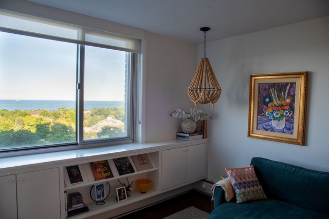 2144 N Lincoln Park W 12C, Chicago, IL 60614