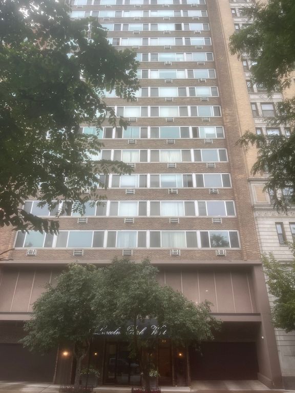 2144 N Lincoln Park W 12C, Chicago, IL 60614