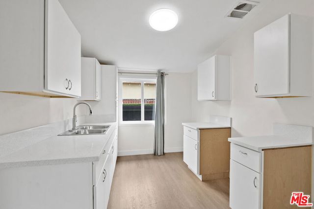 609 W E Street, Wilmington, CA 90744