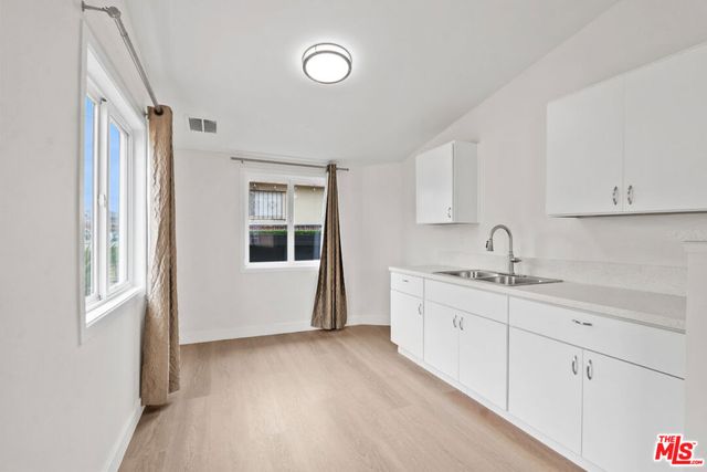 609 W E Street, Wilmington, CA 90744