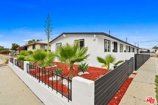 609 W E Street, Wilmington, CA 90744