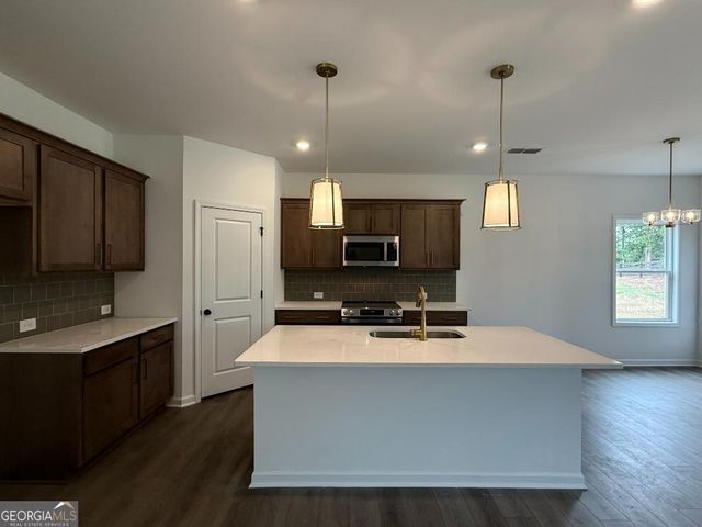 701 Mistwood Way, Cartersville, GA 30120