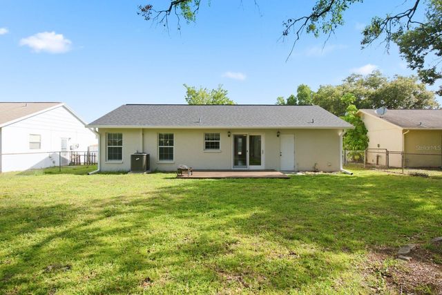 7826 KNOX LOOP, New Port Richey, FL 34655
