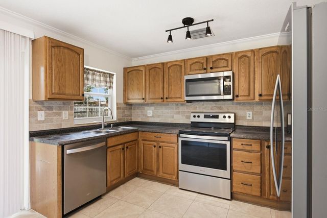 7826 KNOX LOOP, New Port Richey, FL 34655