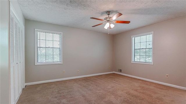 416 Pineburr Lane, Stone Mountain, GA 30087