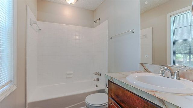 416 Pineburr Lane, Stone Mountain, GA 30087