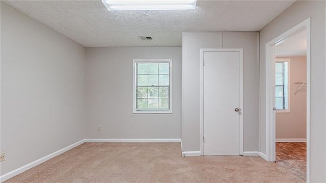 416 Pineburr Lane, Stone Mountain, GA 30087