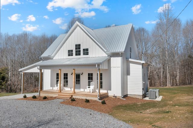 591 Ghea Rd, Normandy, TN 37360