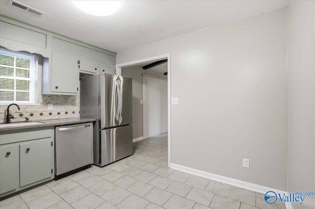 897 Yarbrough Road, Harvest, AL 35749