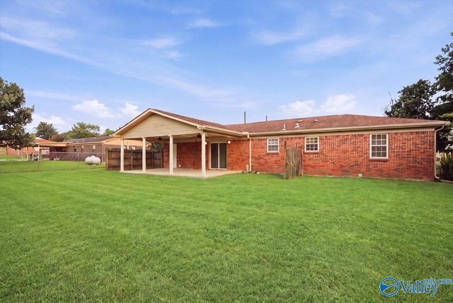 897 Yarbrough Road, Harvest, AL 35749