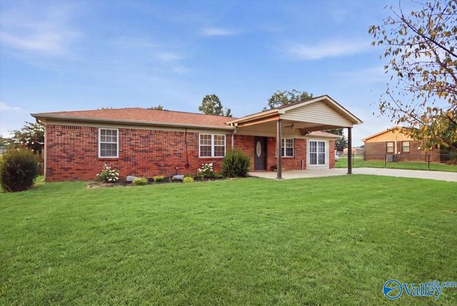 897 Yarbrough Road, Harvest, AL 35749