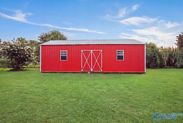 897 Yarbrough Road, Harvest, AL 35749