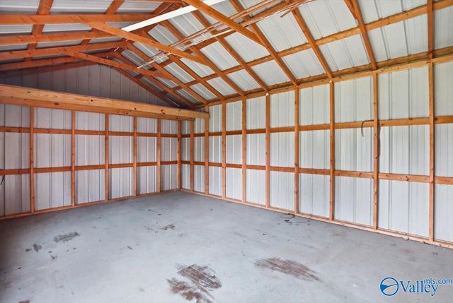 897 Yarbrough Road, Harvest, AL 35749