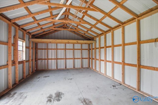 897 Yarbrough Road, Harvest, AL 35749