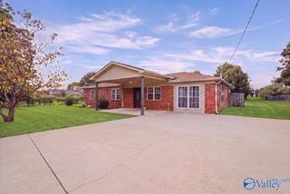897 Yarbrough Road, Harvest, AL 35749