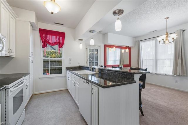 920 Miner DR, Virginia Beach, VA 23462