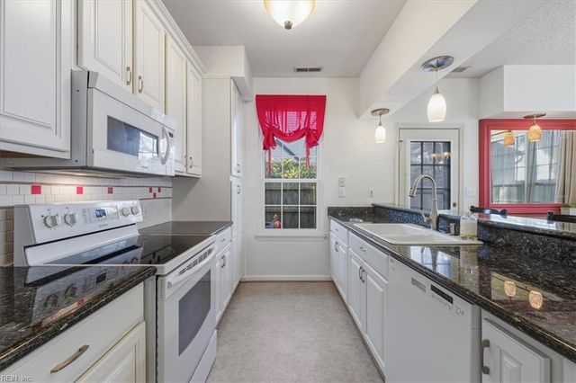 920 Miner DR, Virginia Beach, VA 23462