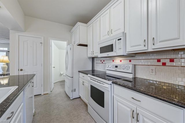 920 Miner DR, Virginia Beach, VA 23462