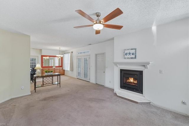 920 Miner DR, Virginia Beach, VA 23462