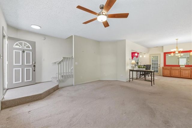 920 Miner DR, Virginia Beach, VA 23462