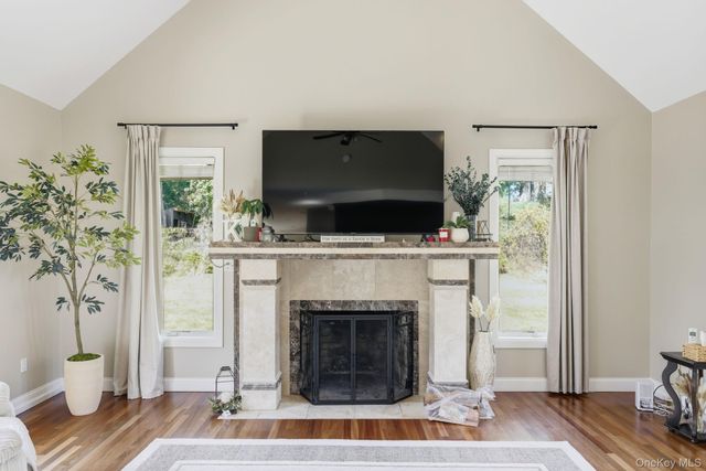 45 Evergreen Avenue, Poughkeepsie, NY 12601