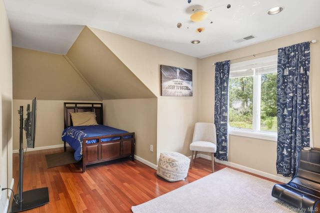 45 Evergreen Avenue, Poughkeepsie, NY 12601