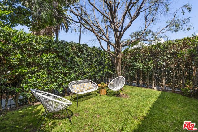 858 N Alta Vista Boulevard, Los Angeles, CA 90046