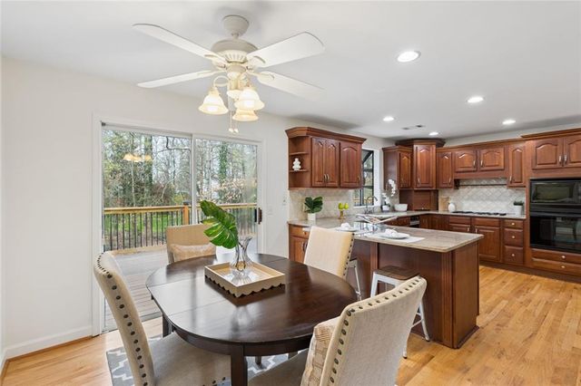 525 Spender Trace, Atlanta, GA 30350