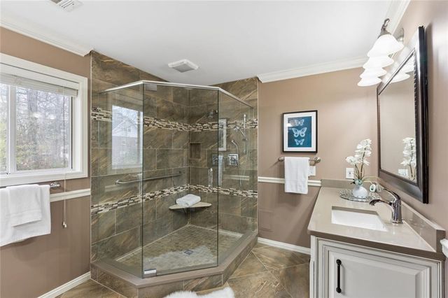 525 Spender Trace, Atlanta, GA 30350