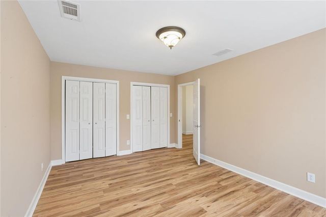 525 Spender Trace, Atlanta, GA 30350