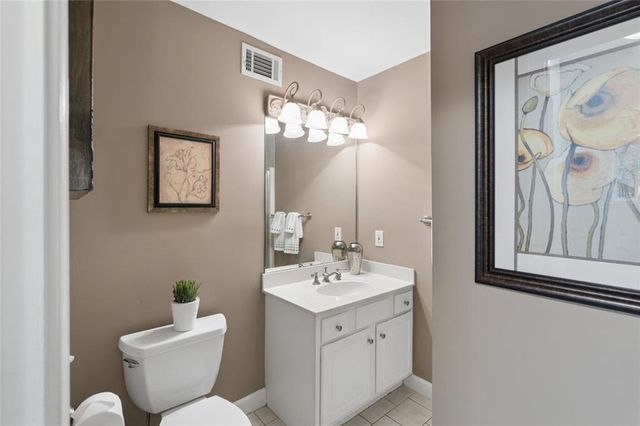 525 Spender Trace, Atlanta, GA 30350