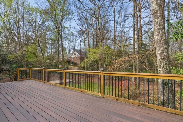 525 Spender Trace, Atlanta, GA 30350